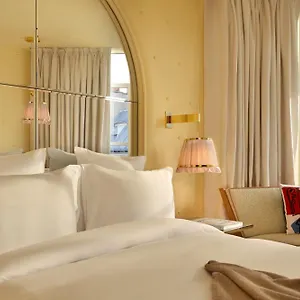 Hotel 9confidentiel, Parigi