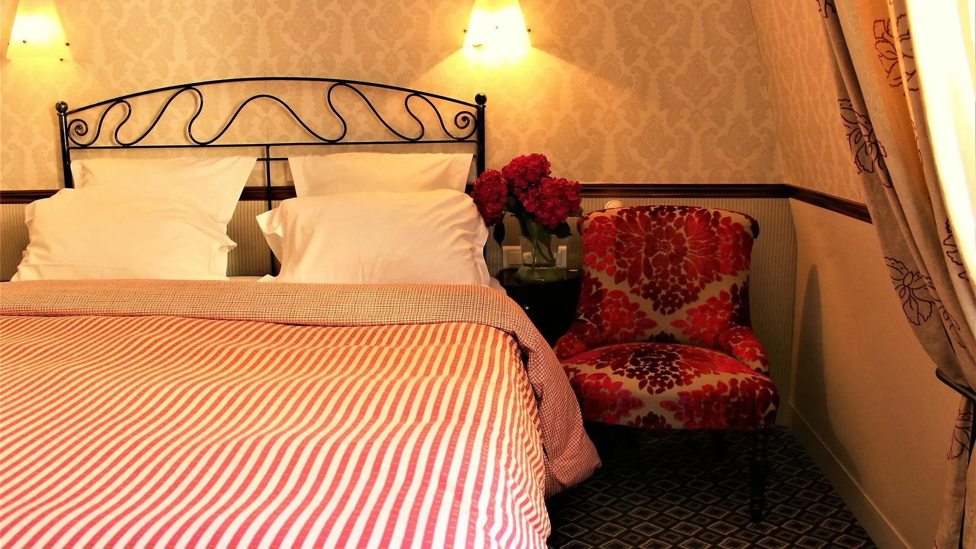 Le Relais Saint Sulpice Hotel Paris