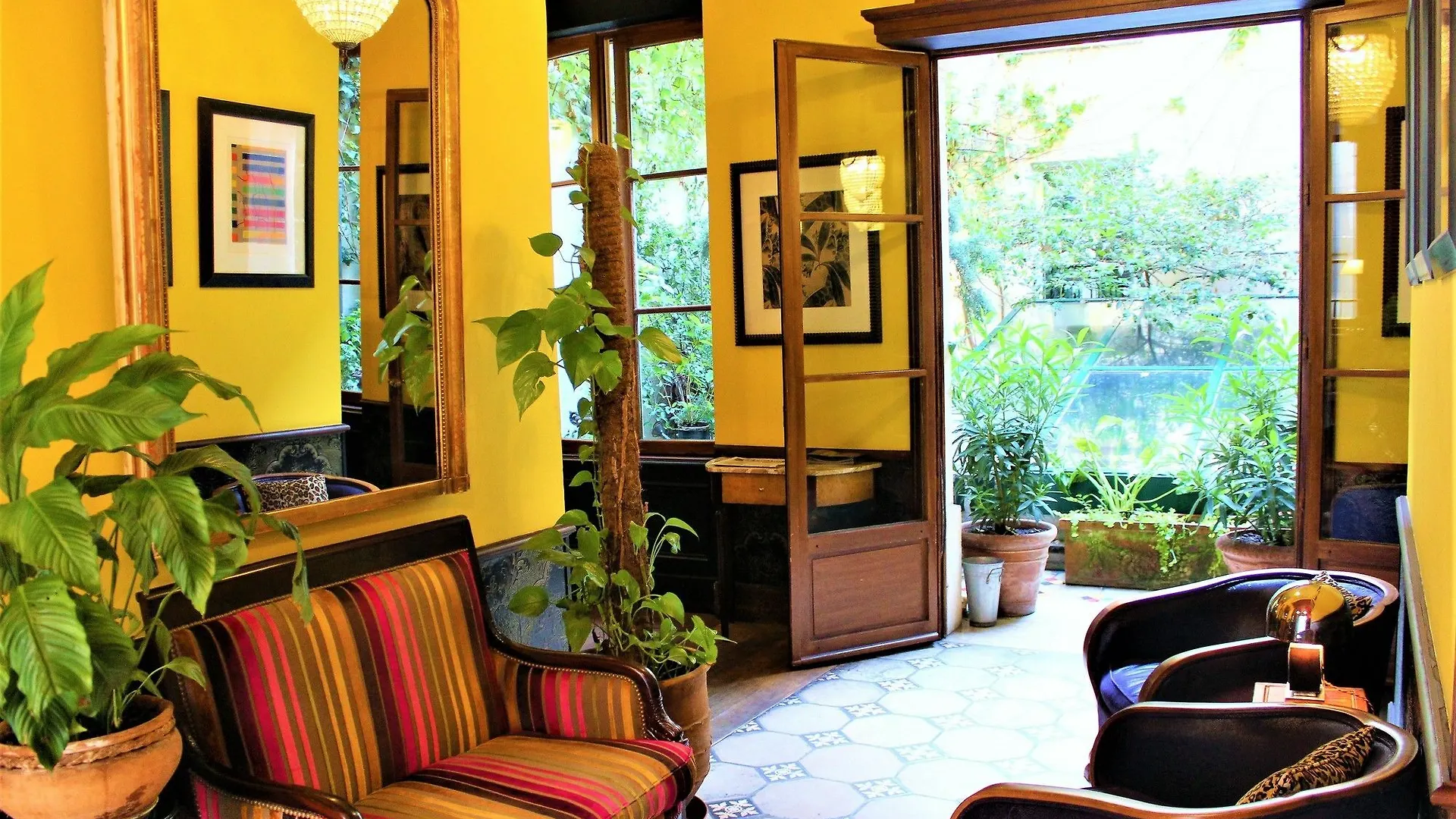 Le Relais Saint Sulpice Hotel Paris 4*,