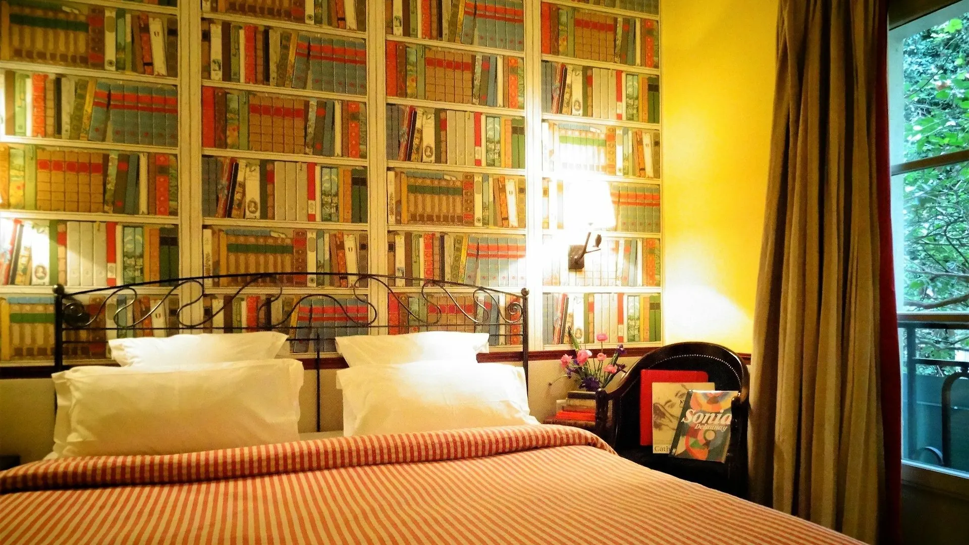 ****  Le Relais Saint Sulpice Hotel Paris France