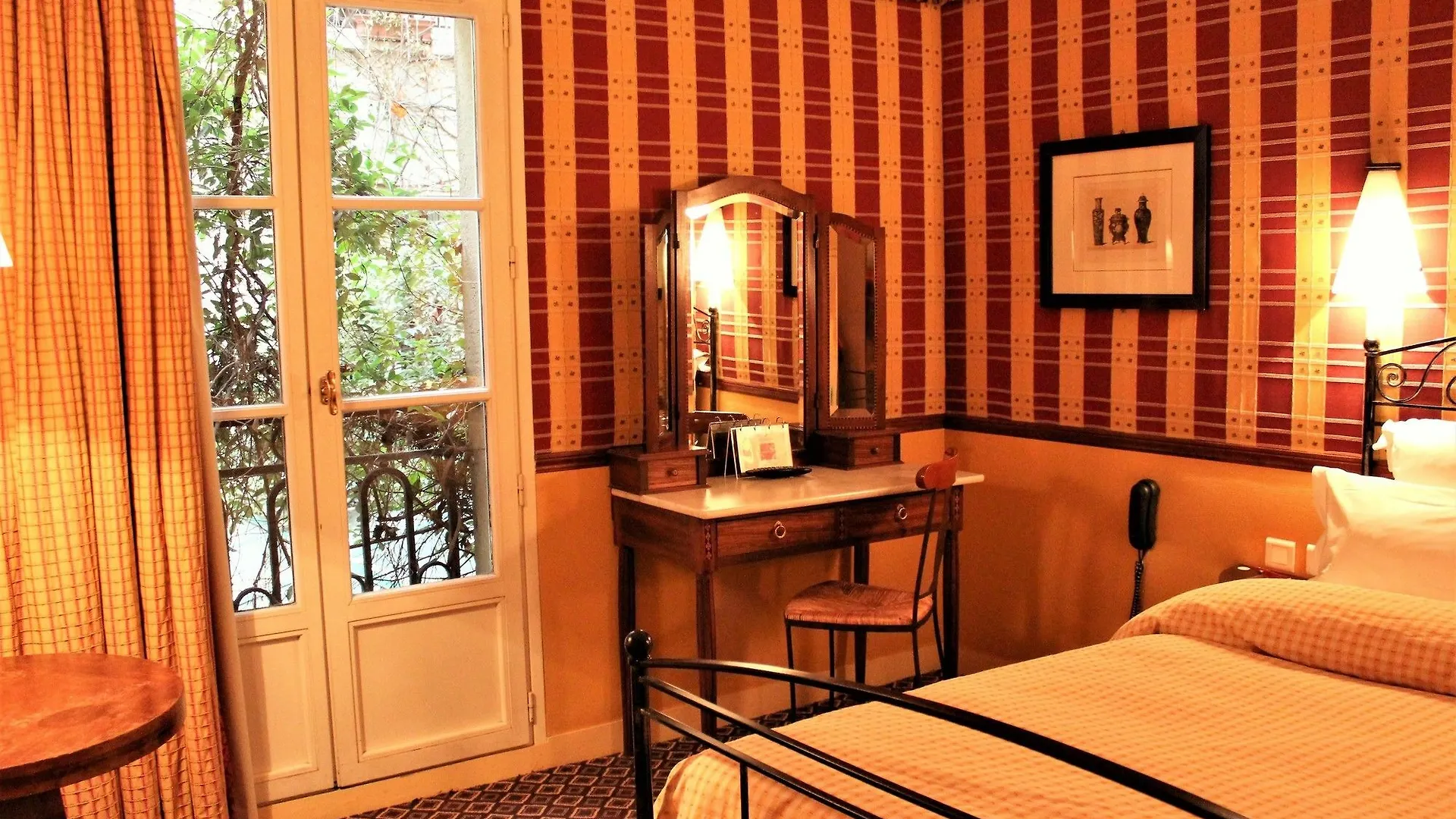 Le Relais Saint Sulpice Hotel Paris 4*,  France